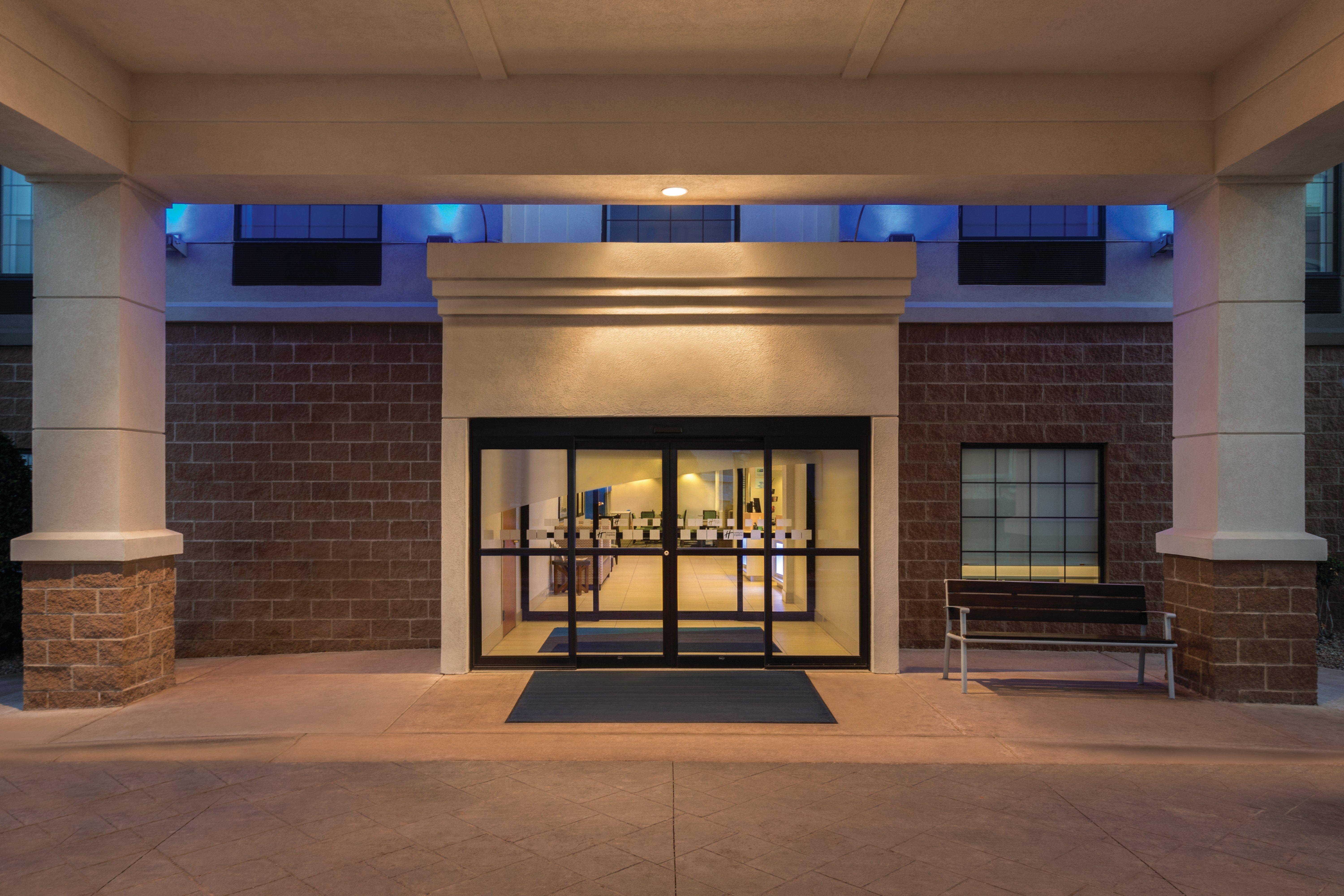 Holiday Inn Express Hotel & Suites Lawton-Fort Sill By Ihg Ngoại thất bức ảnh
