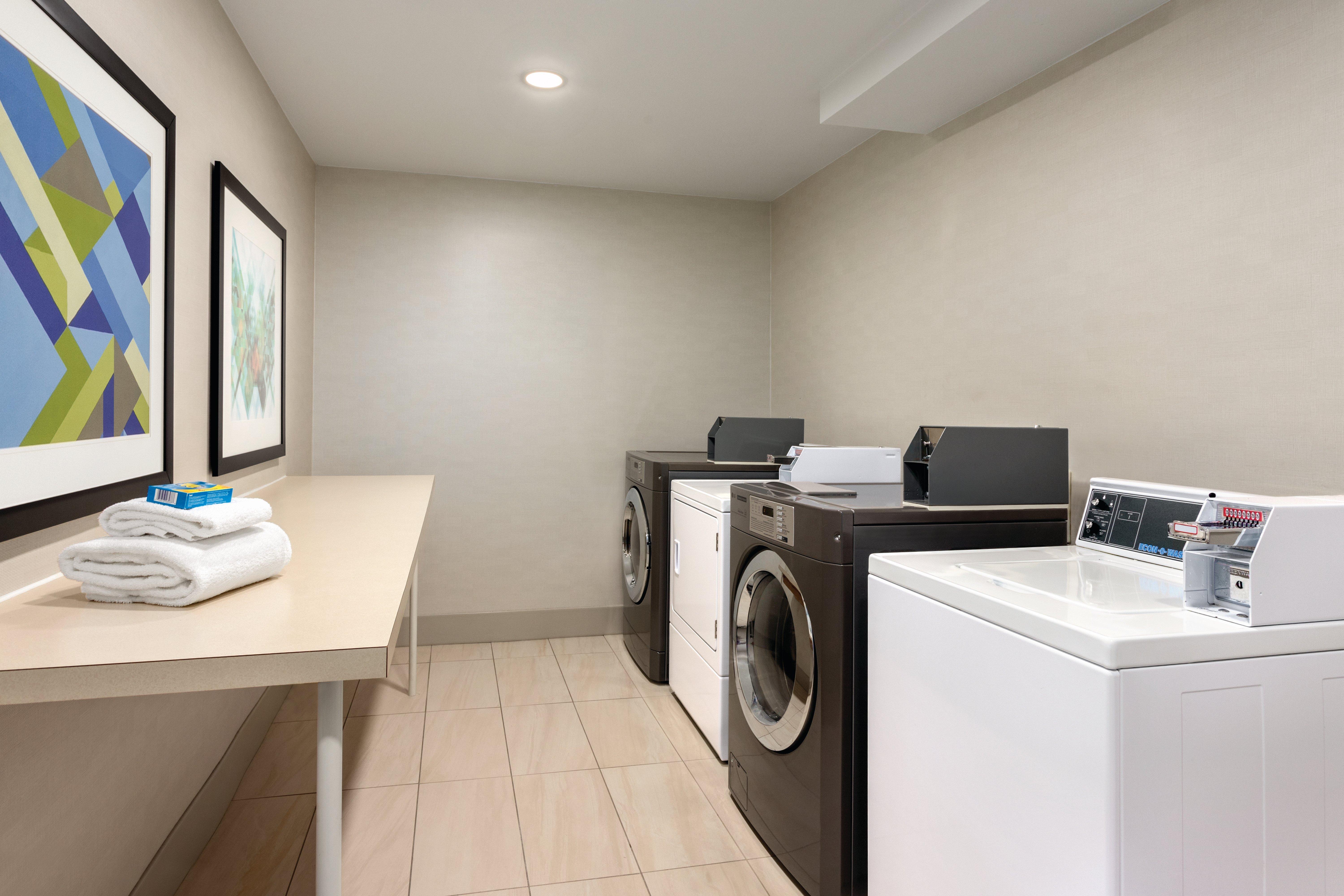 Holiday Inn Express Hotel & Suites Lawton-Fort Sill By Ihg Ngoại thất bức ảnh